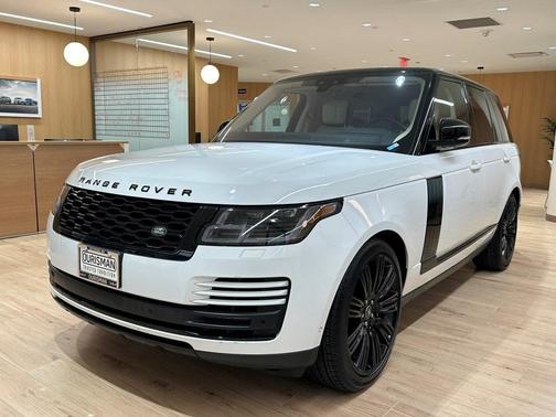 2022 Land Rover Range Rover P525 HSE Westminster