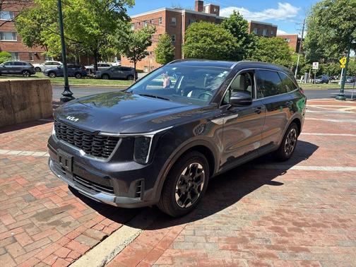 Metal 2025 Kia Sorento S