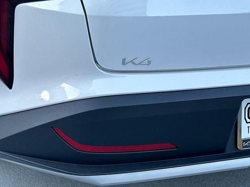 White Pearl 2026 Kia K4 LXS
