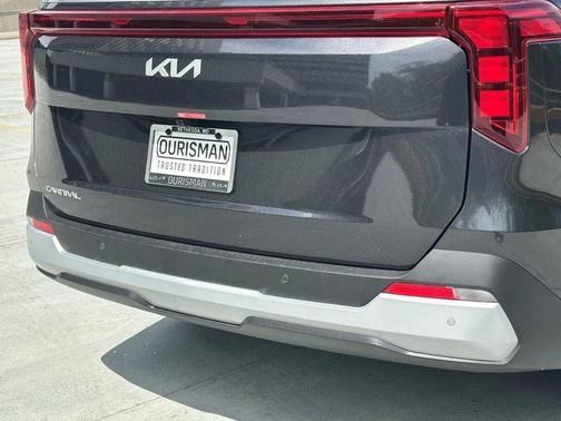 2025 Kia Carnival EX