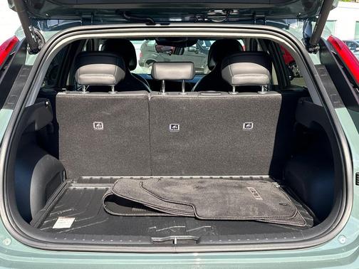 Green 2023 Kia Niro EV Wind