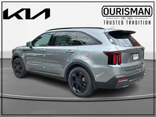 Green 2026 Kia Sorento Plug-In Hybrid X-LINE SX PRESTIGE