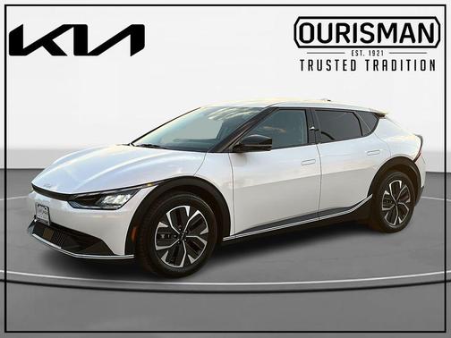 Snow White Pearl 2024 Kia EV6 Light