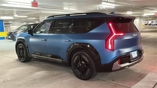 Ocean Blue 2024 Kia EV9 GT-Line