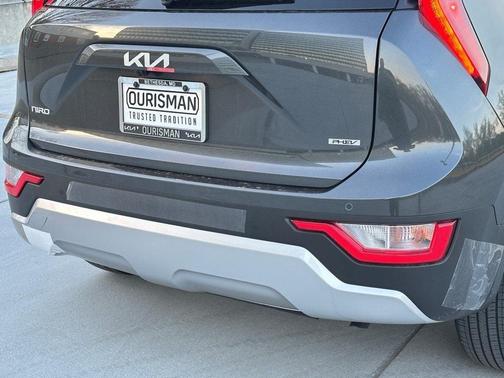 2025 Kia Niro Plug-In Hybrid EX