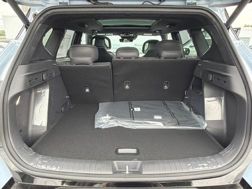 Gray 2027 Kia Seltos X-Line