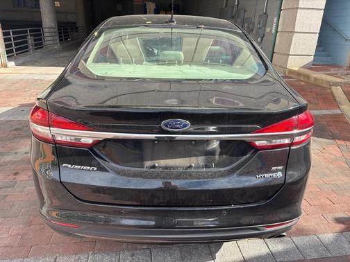 2018 Ford Fusion Hybrid SE