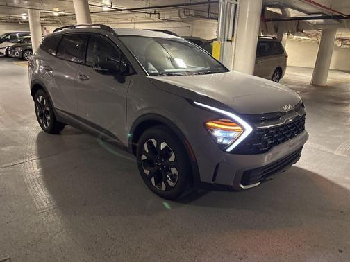 Wolf Gray 2024 Kia Sportage X-Line