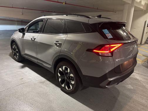 Wolf Gray 2024 Kia Sportage X-Line