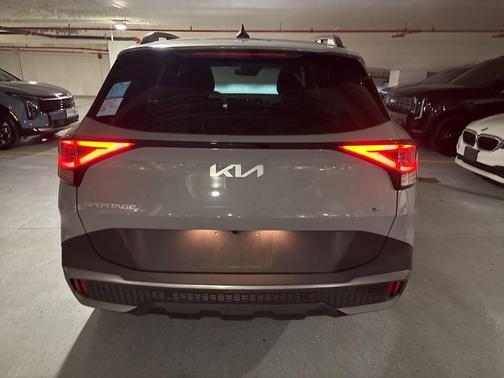 Wolf Gray 2024 Kia Sportage X-Line