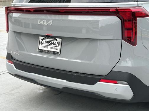 2025 Kia Carnival EX