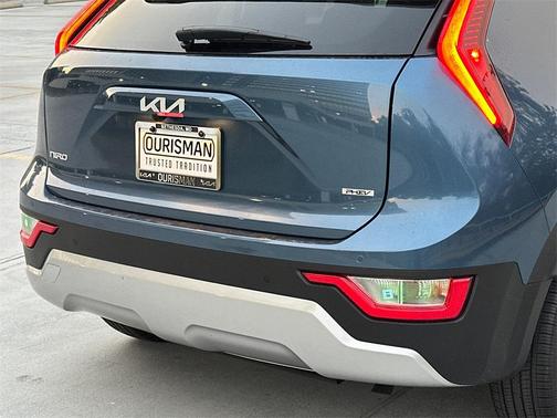 2025 Kia Niro Plug-In Hybrid EX