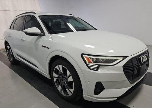 2021 Audi e-tron Premium