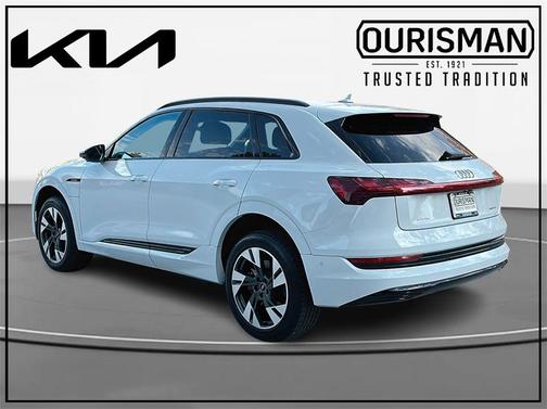 2021 Audi e-tron Premium