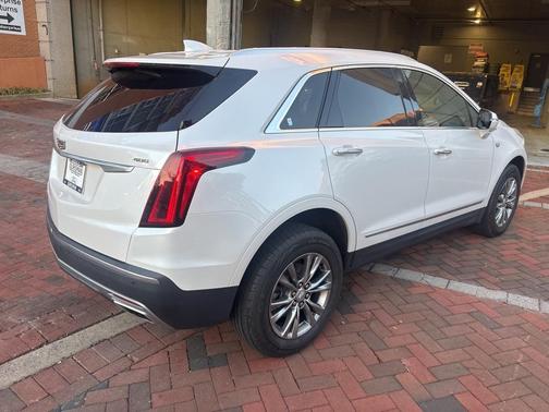 2021 Cadillac XT5 Premium Luxury