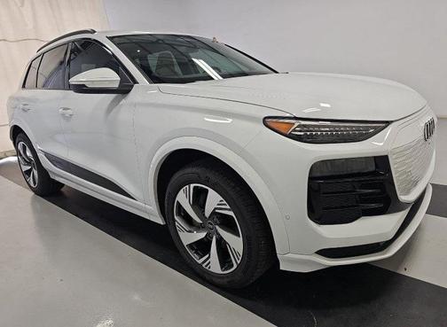 2025 Audi Q6 e-tron Premium