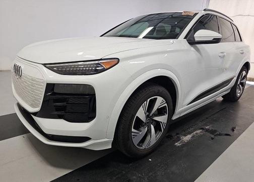 2025 Audi Q6 e-tron Premium