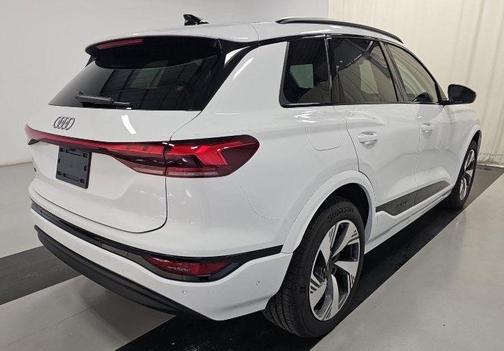 2025 Audi Q6 e-tron Premium