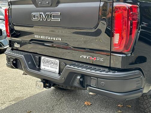 2023 GMC Sierra 1500 AT4X