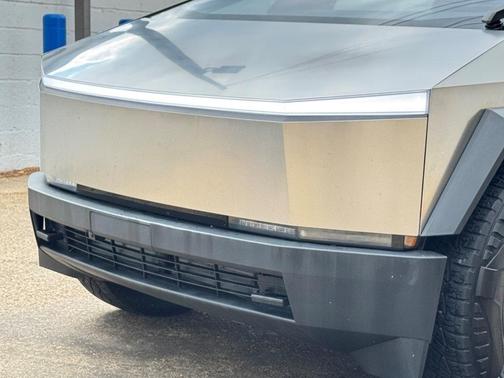 2024 Tesla Cybertruck Base