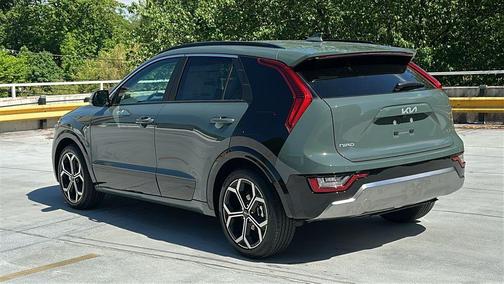Green 2026 Kia Niro SX Touring