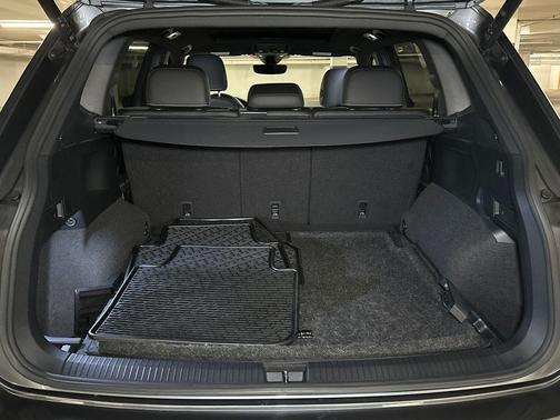 2023 Volkswagen Tiguan 2.0T SEL R-Line