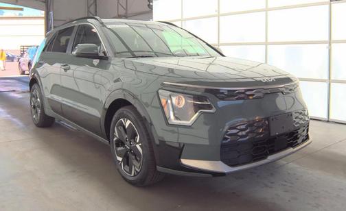 Green 2023 Kia Niro EV Wind