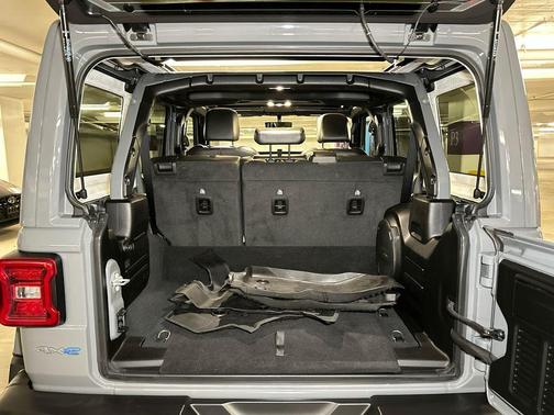2022 Jeep Wrangler Unlimited 4xe Sahara