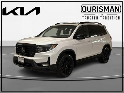 Platinum White Pearl 2024 Honda Passport Black Edition