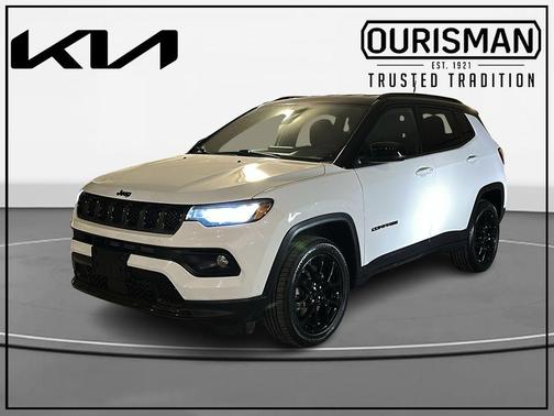 Bright White Clearcoat 2023 Jeep Compass Altitude
