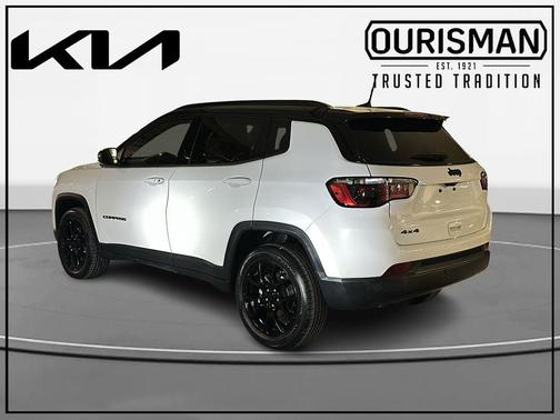 Bright White Clearcoat 2023 Jeep Compass Altitude