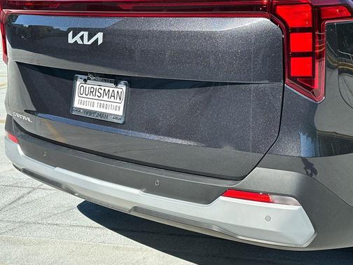 Metal 2026 Kia Carnival EX