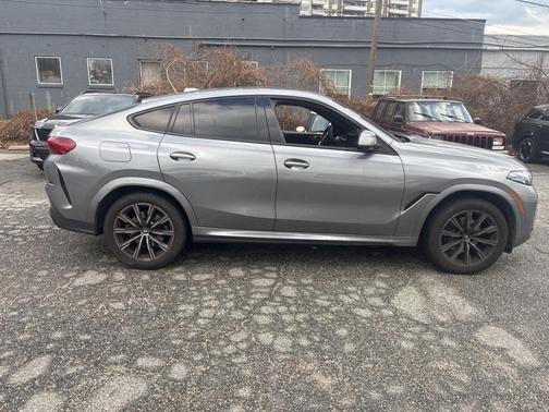 2024 BMW X6 xDrive40i