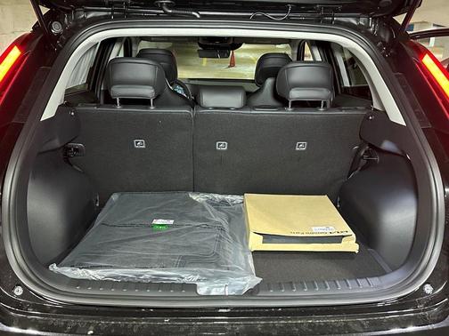 2025 Kia Niro EX Touring
