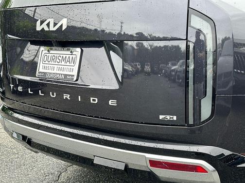 Metal 2027 Kia Telluride SX