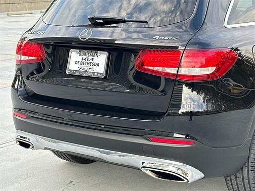 2017 Mercedes-Benz GLC 300 Base 4MATIC