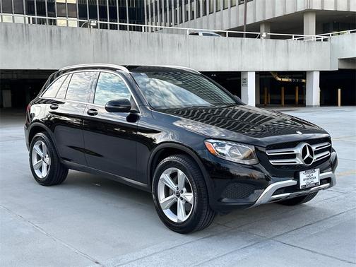 2017 Mercedes-Benz GLC 300 Base 4MATIC