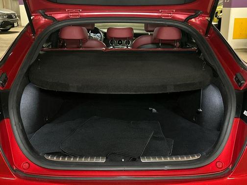 HiChroma Red 2018 Kia Stinger GT1