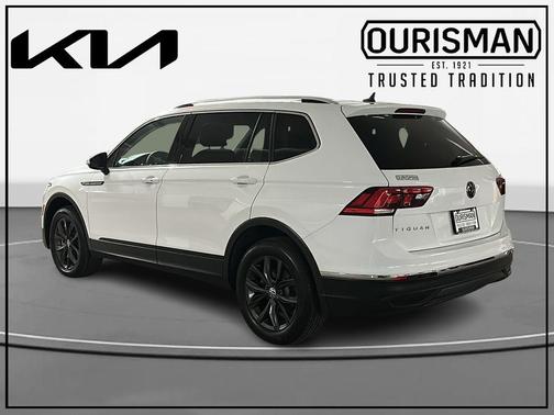 Pure White 2024 Volkswagen Tiguan 2.0T SE
