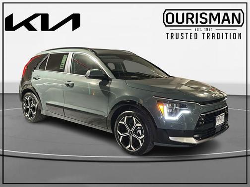 Green 2026 Kia Niro SX Touring