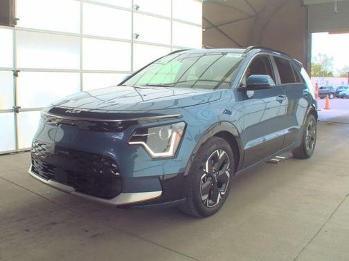 Mineral Blue 2023 Kia Niro EV Wind