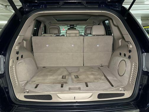 True Blue Pearlcoat 2017 Jeep Grand Cherokee Overland