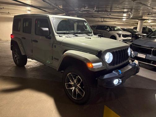 Earl Clearcoat 2024 Jeep Wrangler 4xe Sport