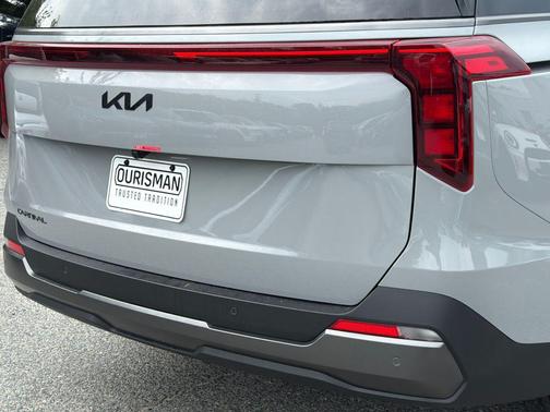 Ceramic White 2027 Kia Carnival EX