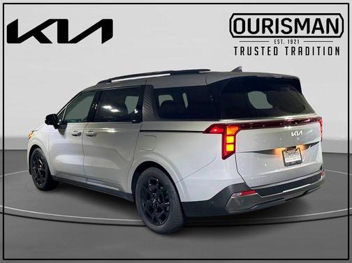 2025 Kia Carnival SX