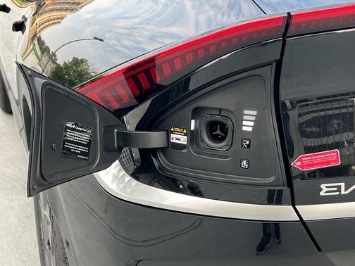 2025 Kia EV6 Light Long Range