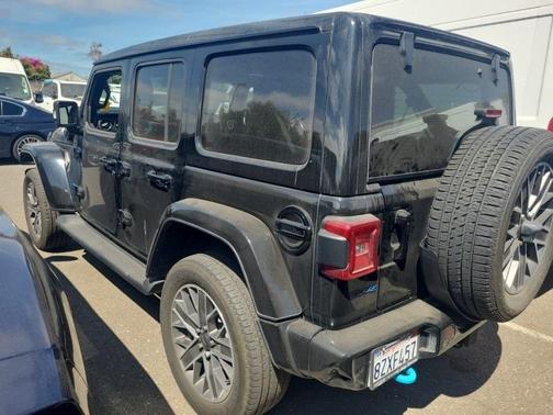 2022 Jeep Wrangler Unlimited 4xe Sahara
