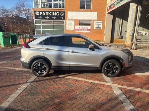 2024 Mitsubishi Eclipse Cross SE