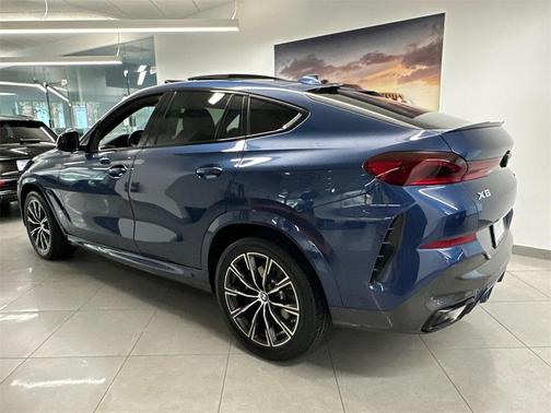 2023 BMW X6 xDrive40i