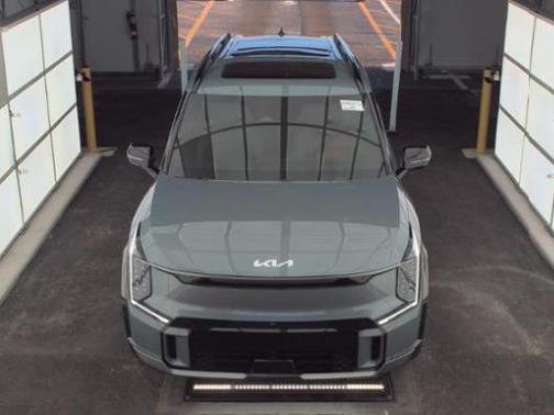 Iceberg Green 2024 Kia EV9 GT-Line